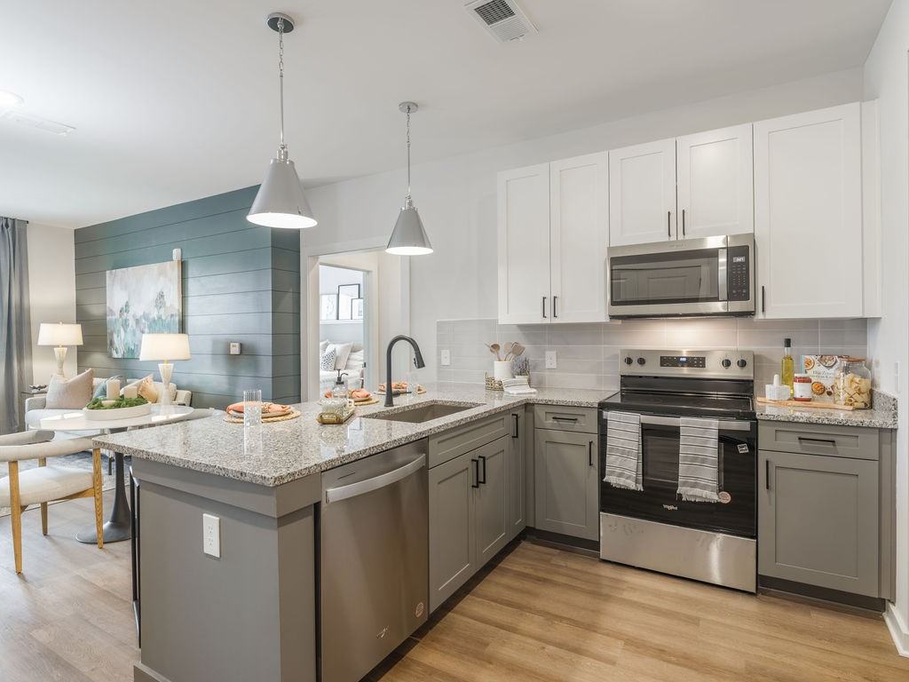 Miro Luxury Apartments - Photo 4 of 41