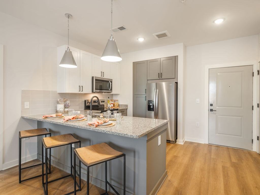 Miro Luxury Apartments - Photo 6 of 41