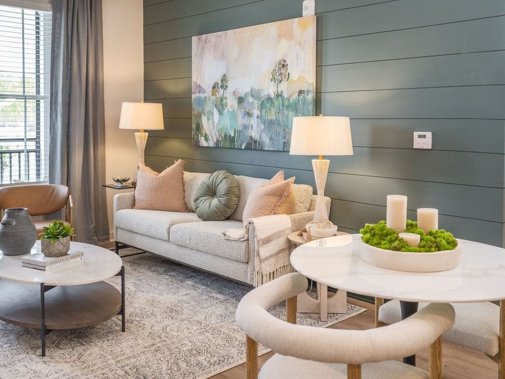 Miro Luxury Apartments - Photo 7 of 41