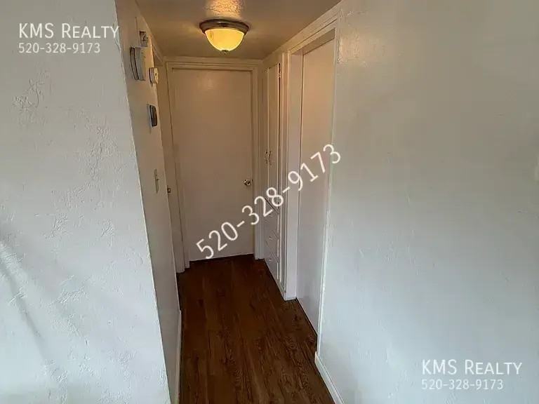 4551 E 18th St - Photo 2 of 16