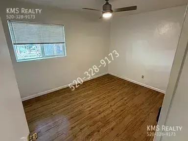 4551 E 18th St - Photo 7 of 16