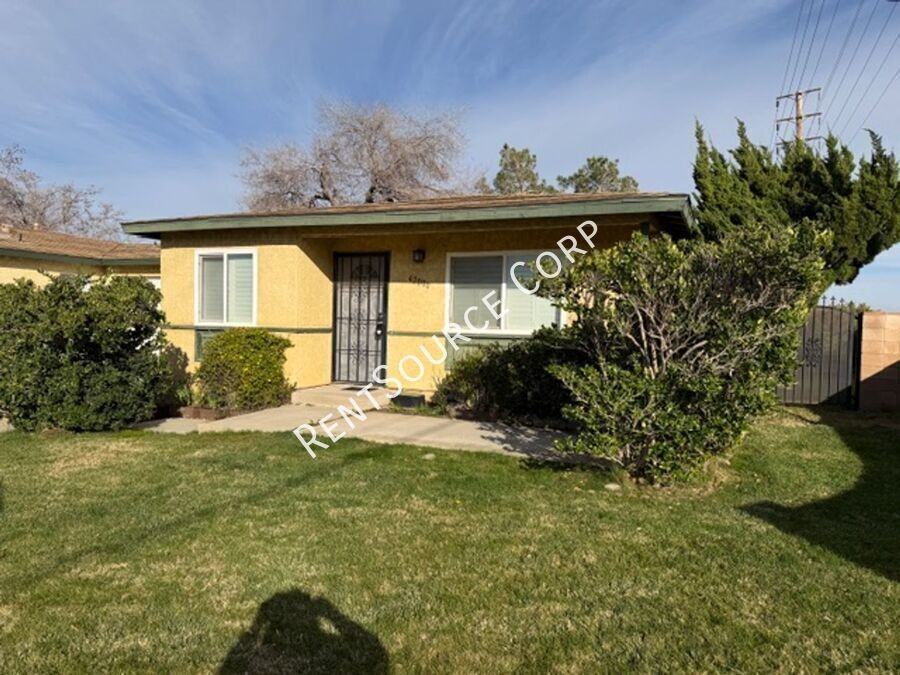 42000 Blueflax Ave - Photo 3 of 27