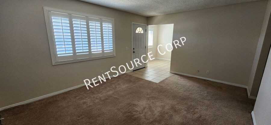 42000 Blueflax Ave - Photo 4 of 27