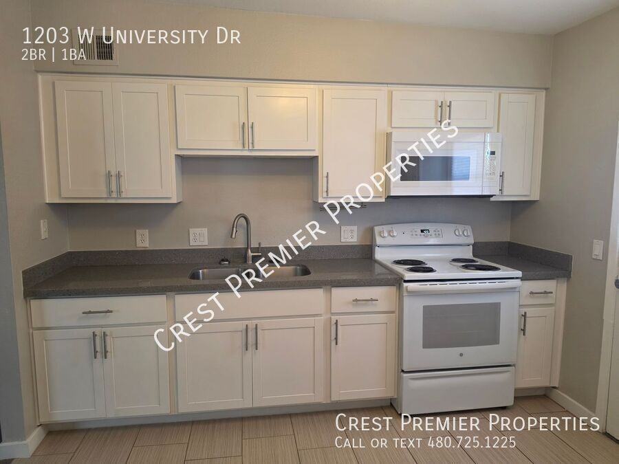 1203 W University Dr - Photo 4 of 12