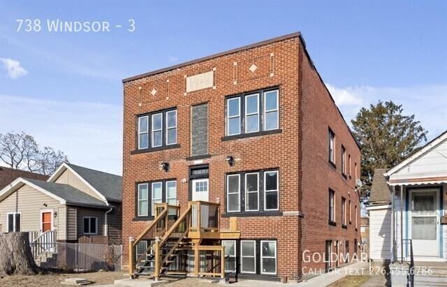 738 Windsor Ave #3