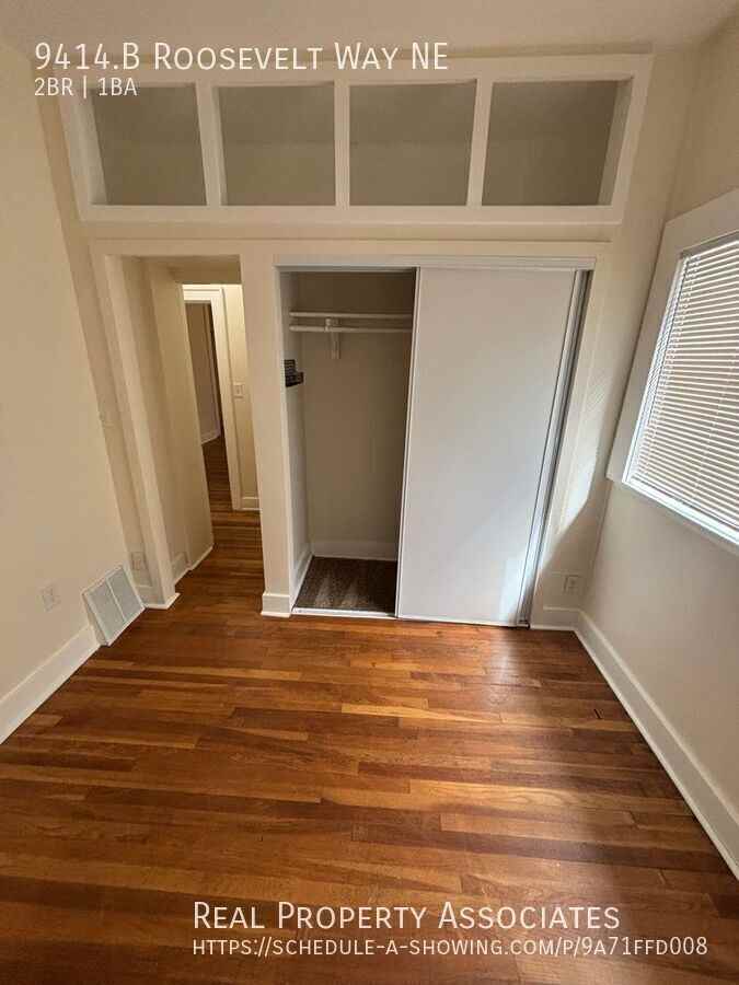 9414B Roosevelt Way Ne - Photo 2 of 17