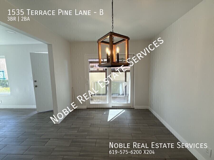 1535 Terrace Pine Ln #B - Photo 3 of 30