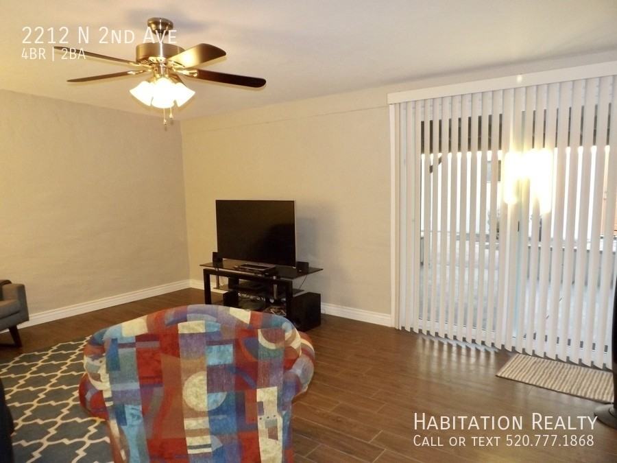 2212 N 2nd Ave - Photo 5 of 23
