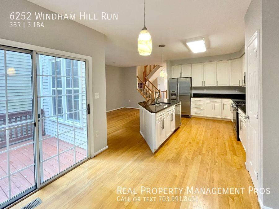 6252 Windham Hill Run - Photo 3 of 30