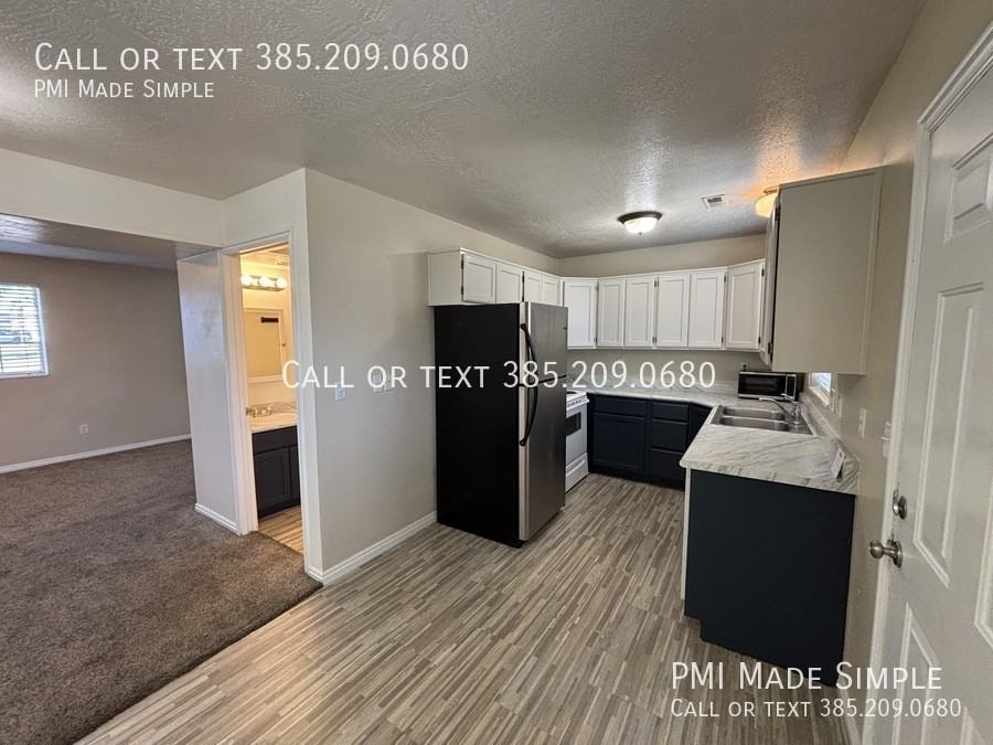 1696 W 680 N - Photo 4 of 27