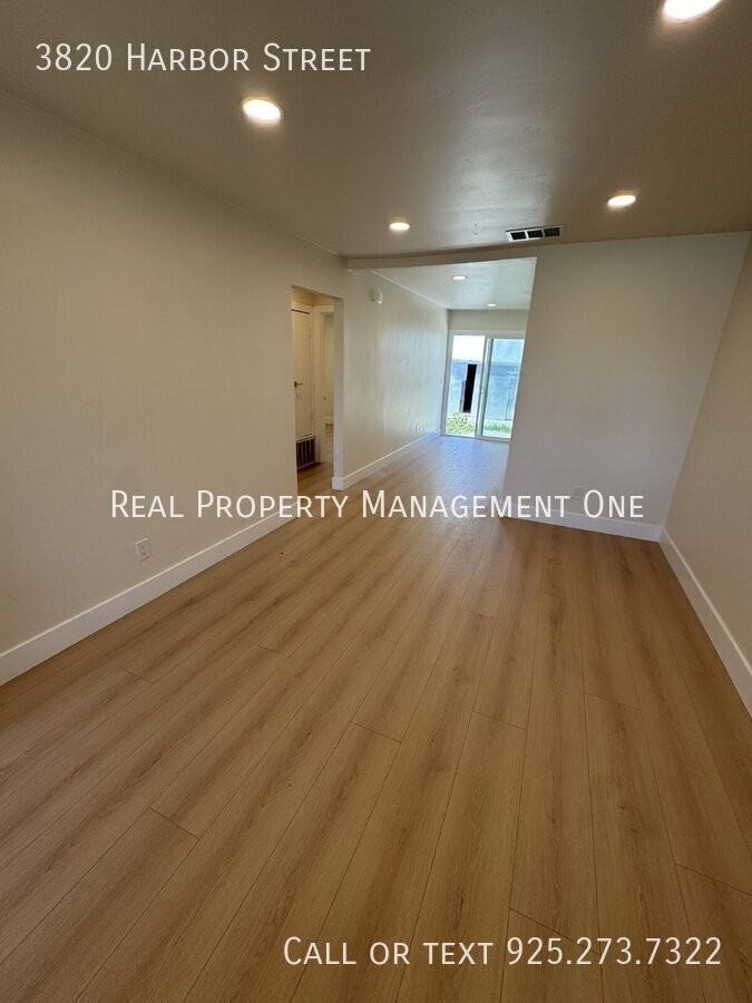 3820 Harbor St - Photo 3 of 12