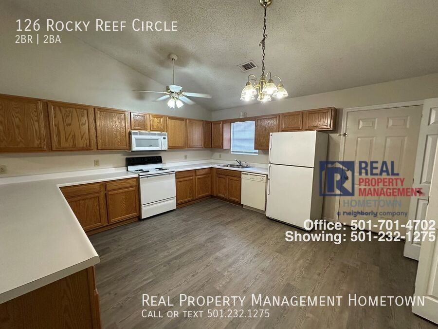 126 Rockyreef Cir - Photo 4 of 14