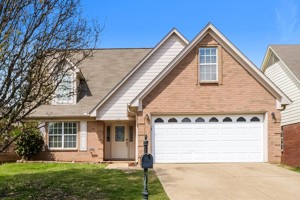 featured image of 1110 Greenwich Dr