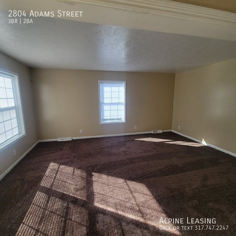 2804 Adams St - Photo 2 of 3