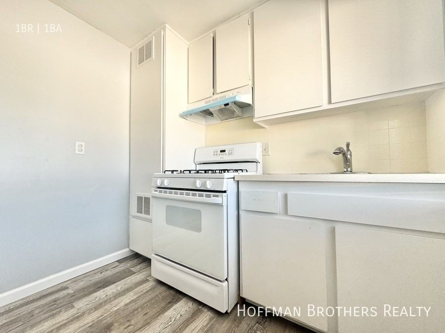 1425 Freeman Ave #5 - Photo 4 of 10