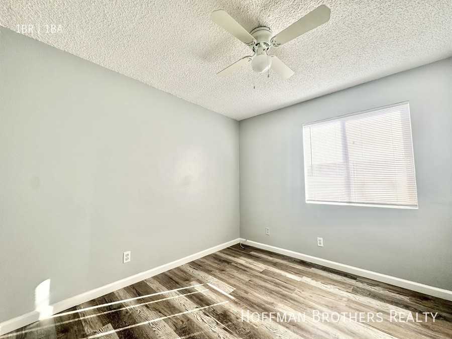 1425 Freeman Ave #5 - Photo 5 of 10