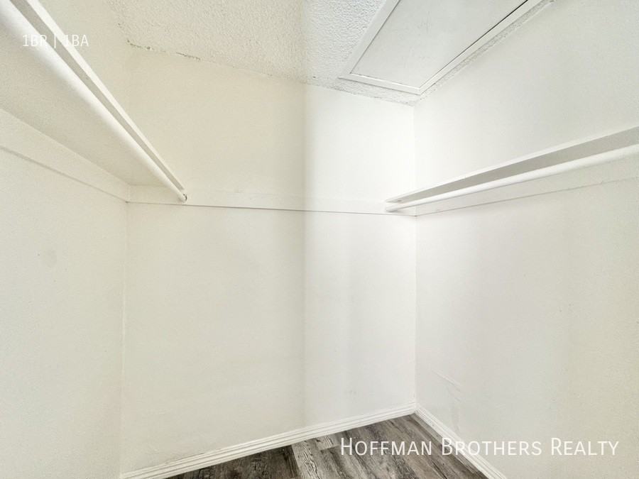 1425 Freeman Ave #5 - Photo 7 of 10