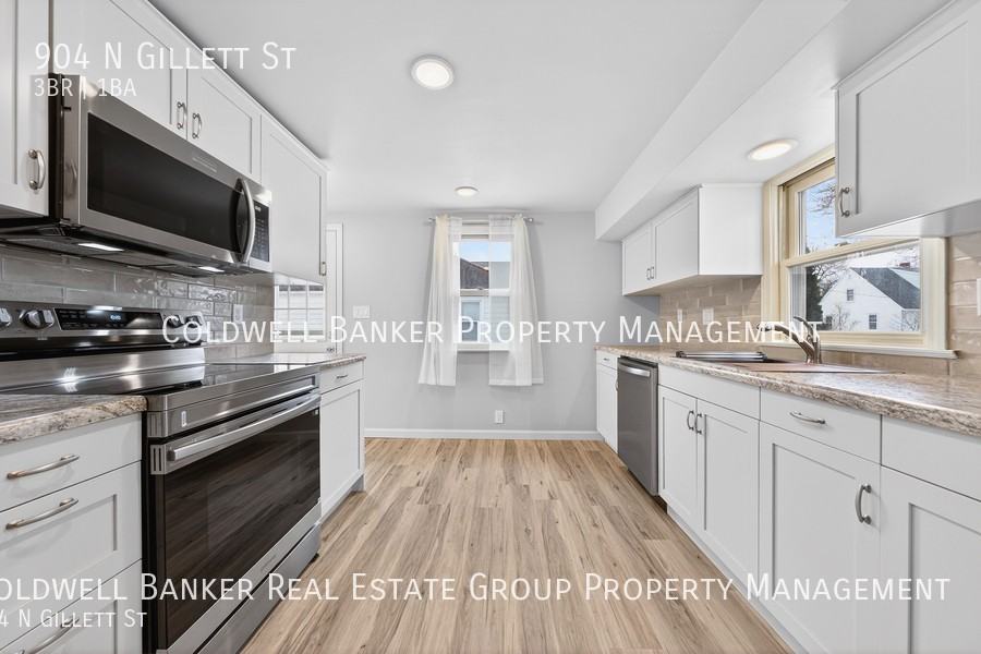 904 N Gillett St - Photo 7 of 36