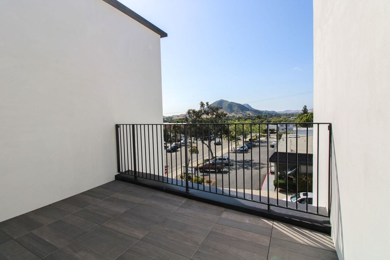 Newly Built Luxury Apartments in the heart of San Luis Obispo! - Photo 6 of 35