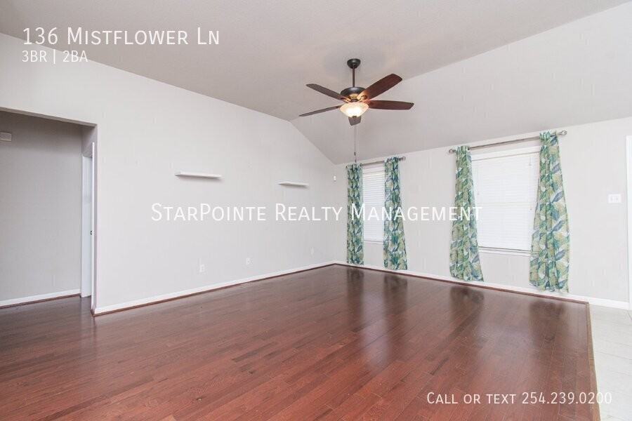 136 Mistflower Ln - Photo 2 of 20