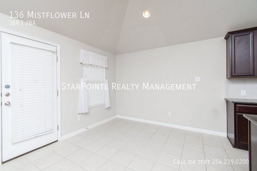 136 Mistflower Ln - Photo 7 of 20