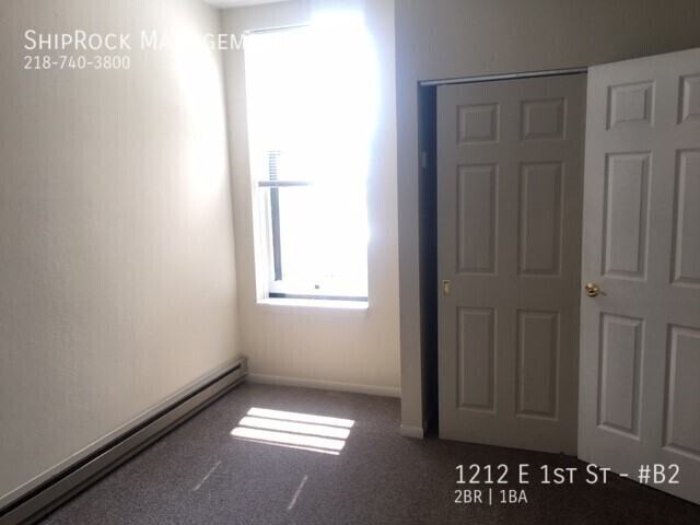 1212 E 1st St #B2 - Photo 5 of 14