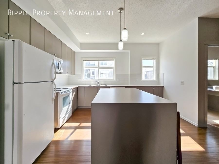 300 Evanscreek Crt Nw #98 - Photo 7 of 25