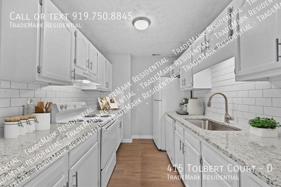 415 Tolbert Ct #D - Photo 3 of 26
