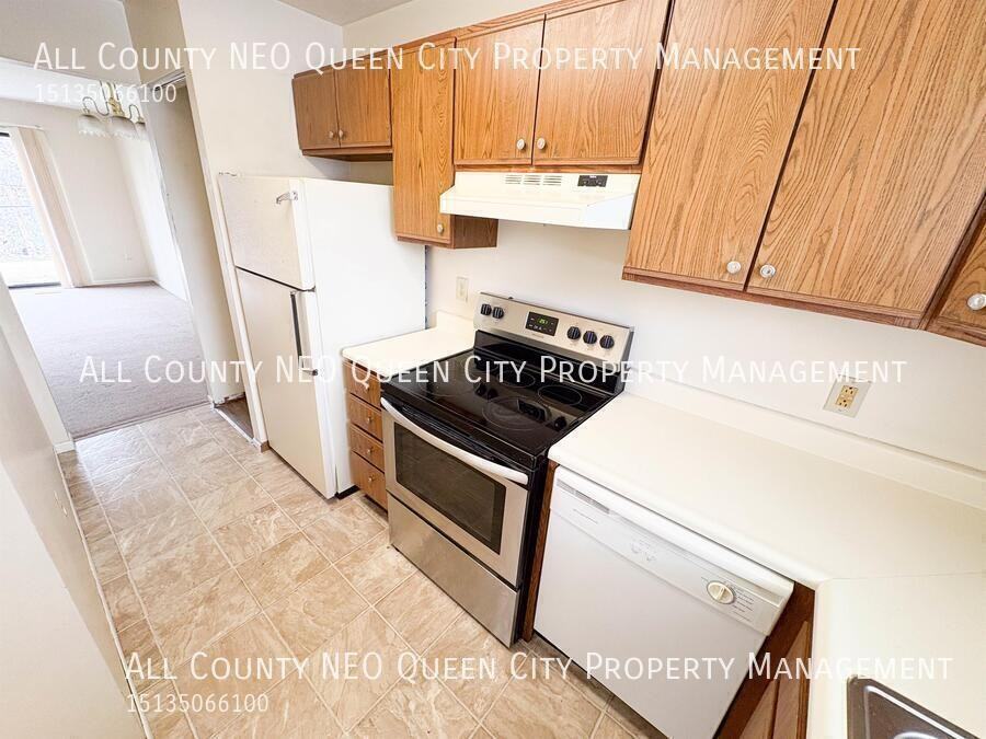 2745 Brookshire Ln - Photo 6 of 17