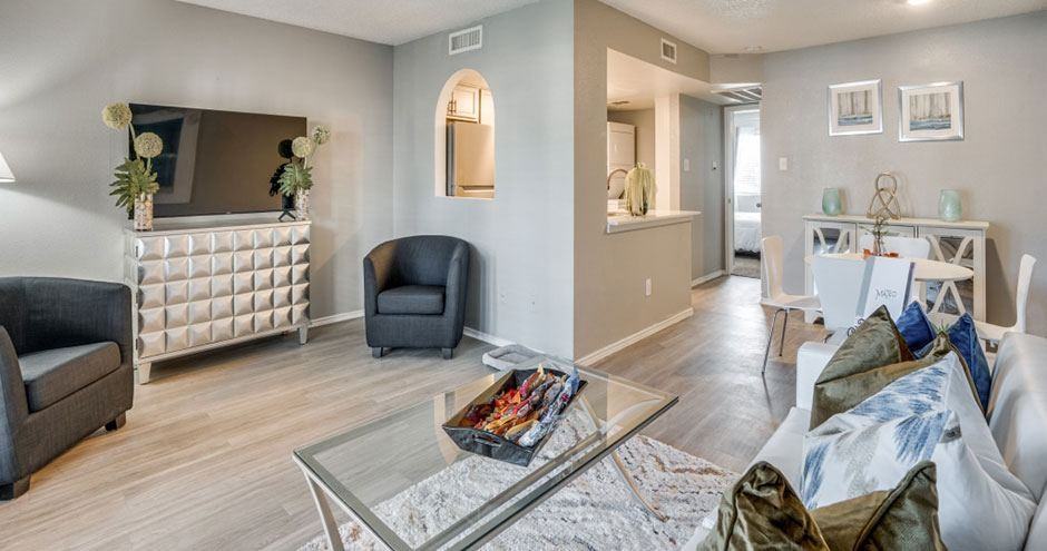 Mateo Apartment Homes - Photo 2 of 24