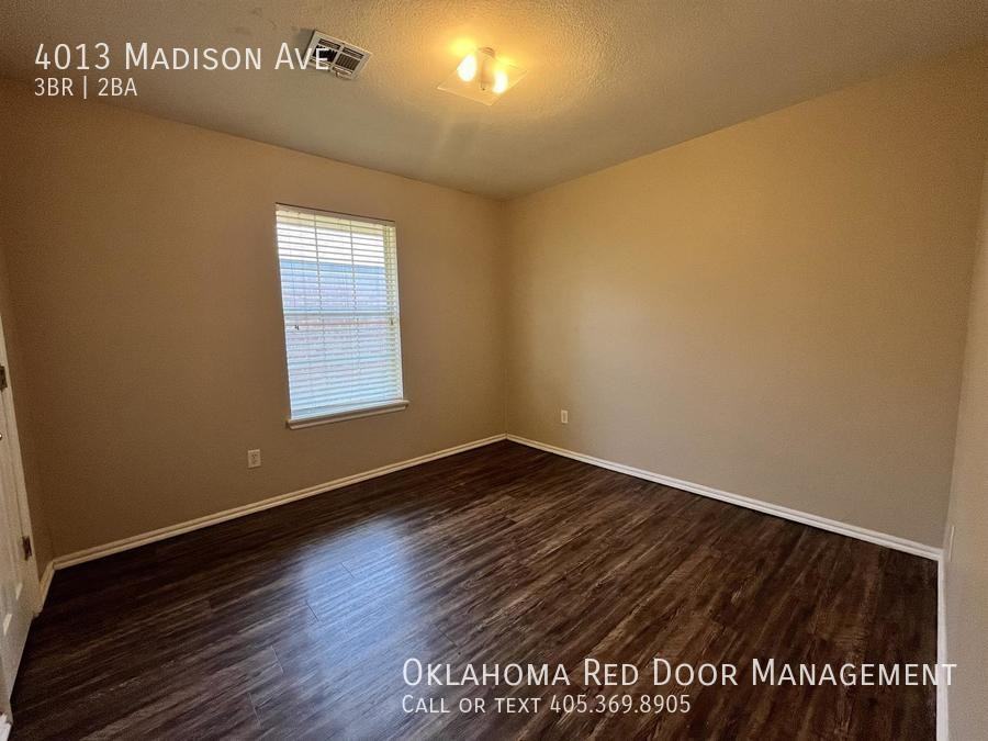 4013 Madison Ave - Photo 7 of 20