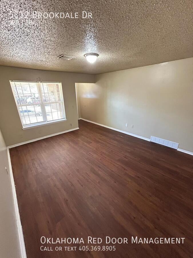 5312 Brookdale St - Photo 7 of 14