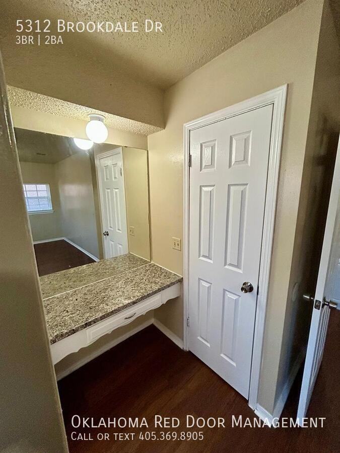 5312 Brookdale St - Photo 7 of 10