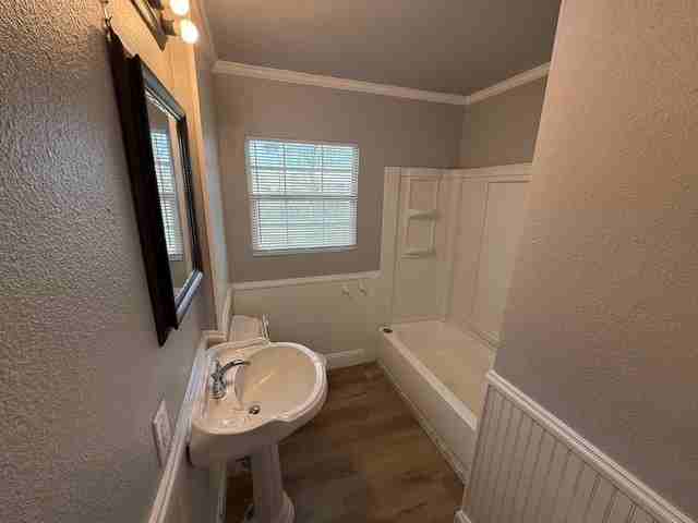 403 Beckley St - Photo 3 of 13