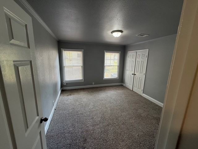 403 Beckley St - Photo 4 of 13