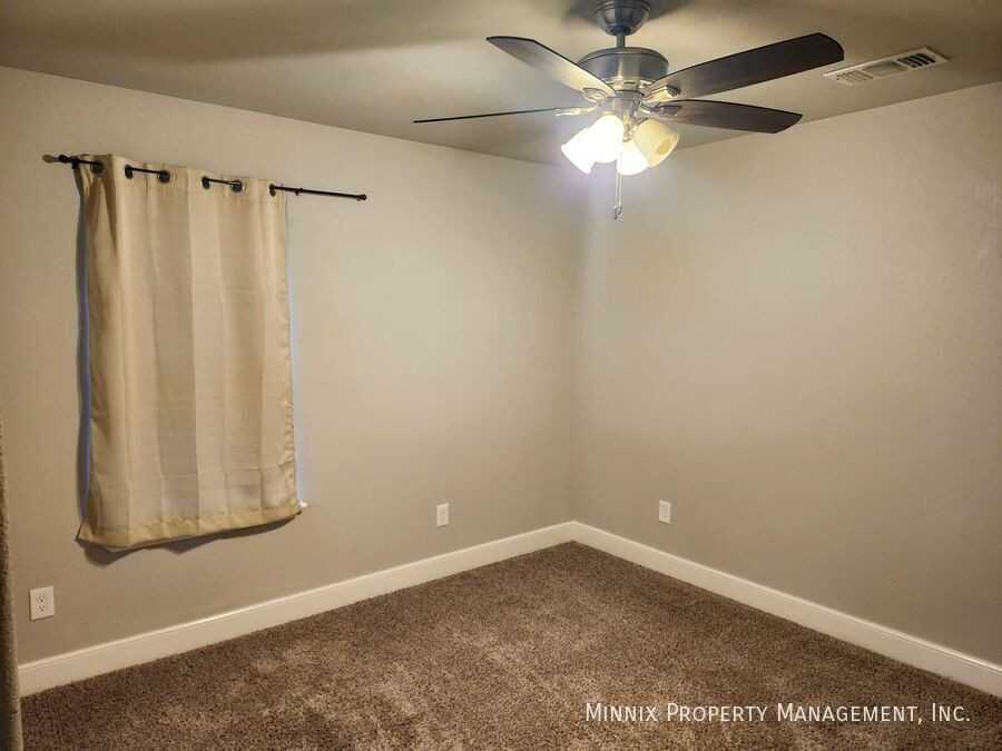 5222 Jarvis St - Photo 7 of 7