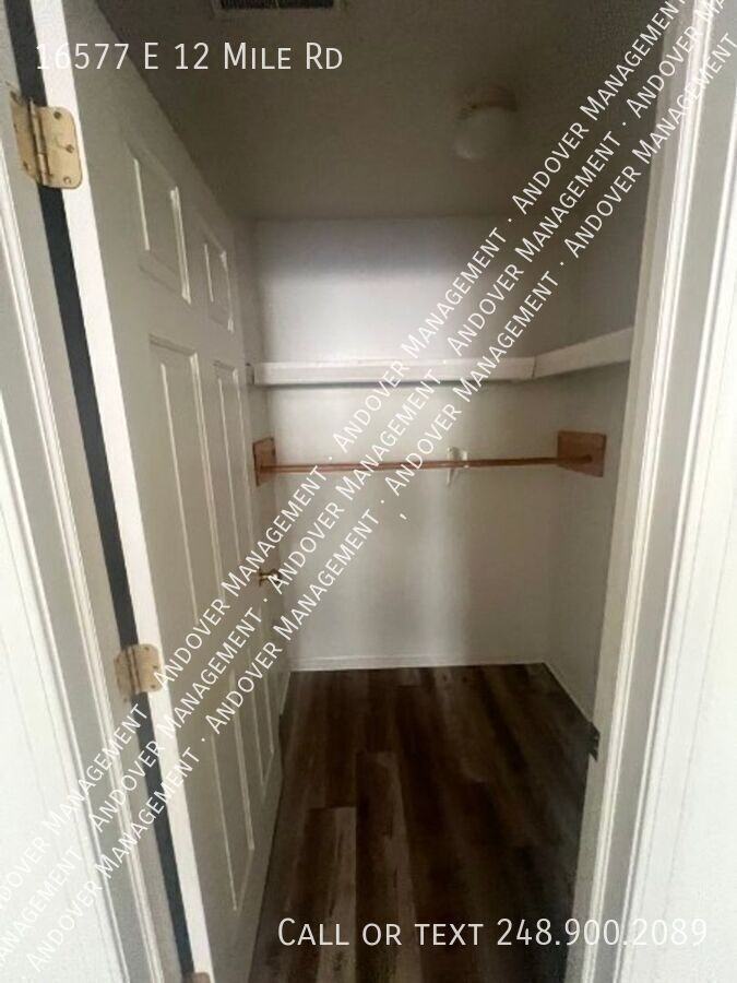 16577 E 12 Mile Rd - Photo 7 of 8