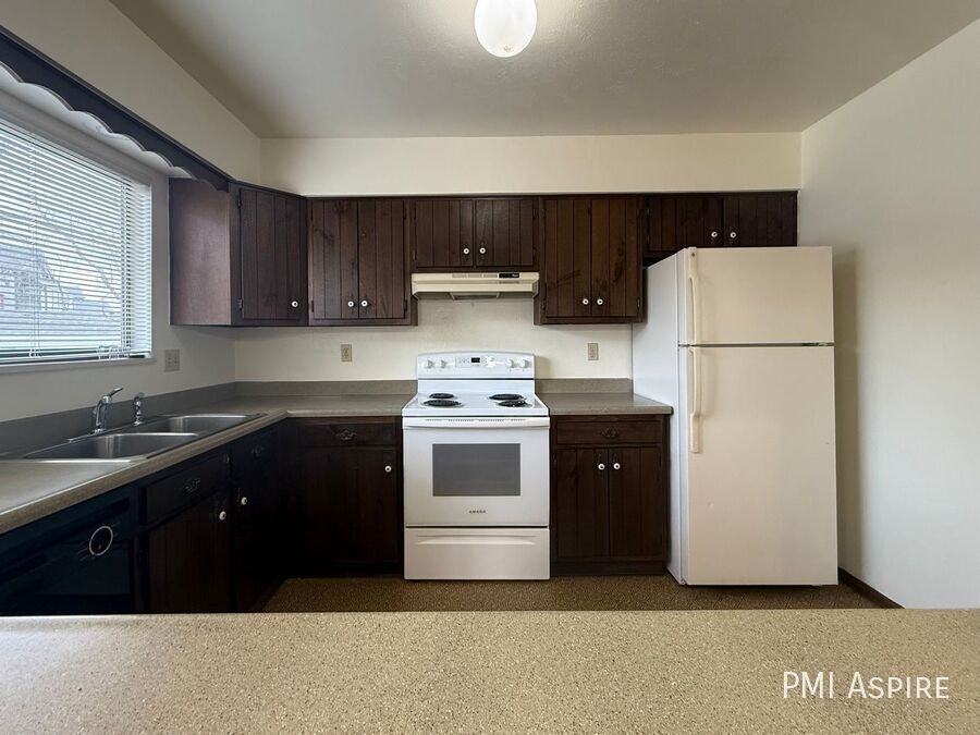 2680 5th St - Photo 6 of 17