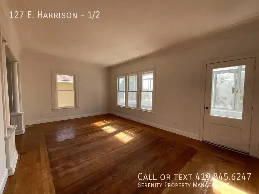 127 E Harrison St #1-2 - Photo 3 of 8