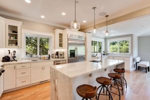 featured image of 3341 Oak Knoll Dr