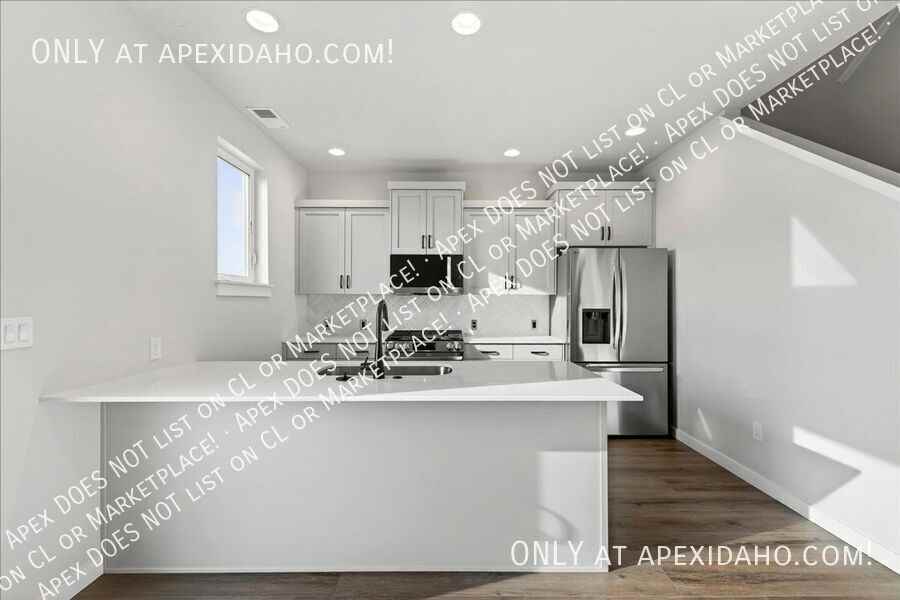 397 N Fritts Ave - Photo 6 of 44