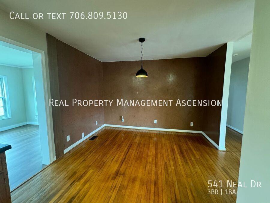 541 Neal Dr - Photo 7 of 37