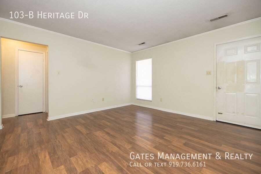 103 Heritage Dr Apt B - Photo 5 of 18