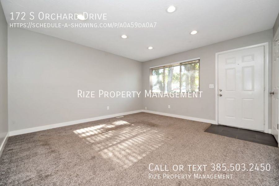 172 S Orchard Dr - Photo 4 of 17