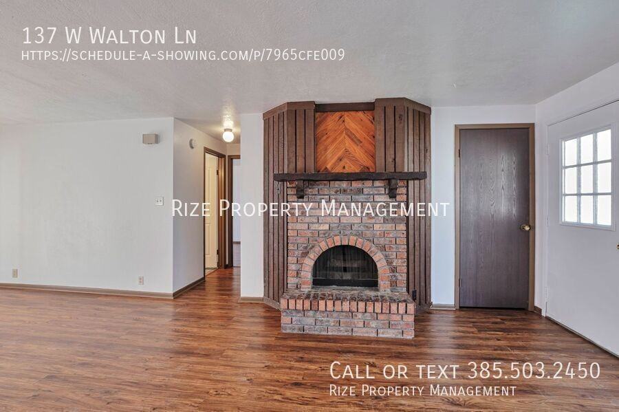 137 Walton Ln - Photo 2 of 24