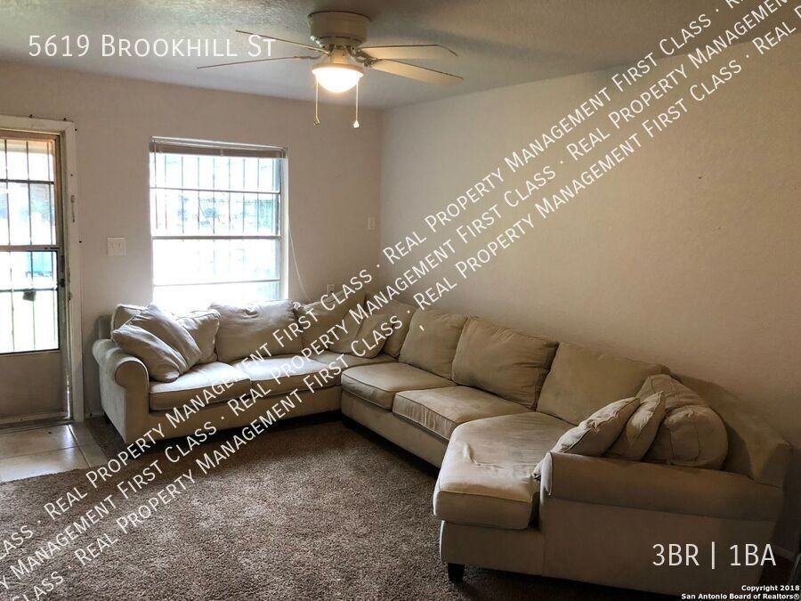 5619 Brookhill St - Photo 4 of 9