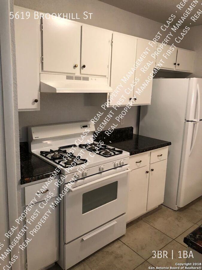 5619 Brookhill St - Photo 5 of 9