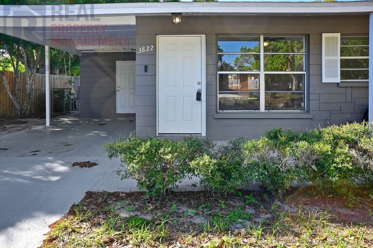 3822 Gopher St - Photo 5 of 30