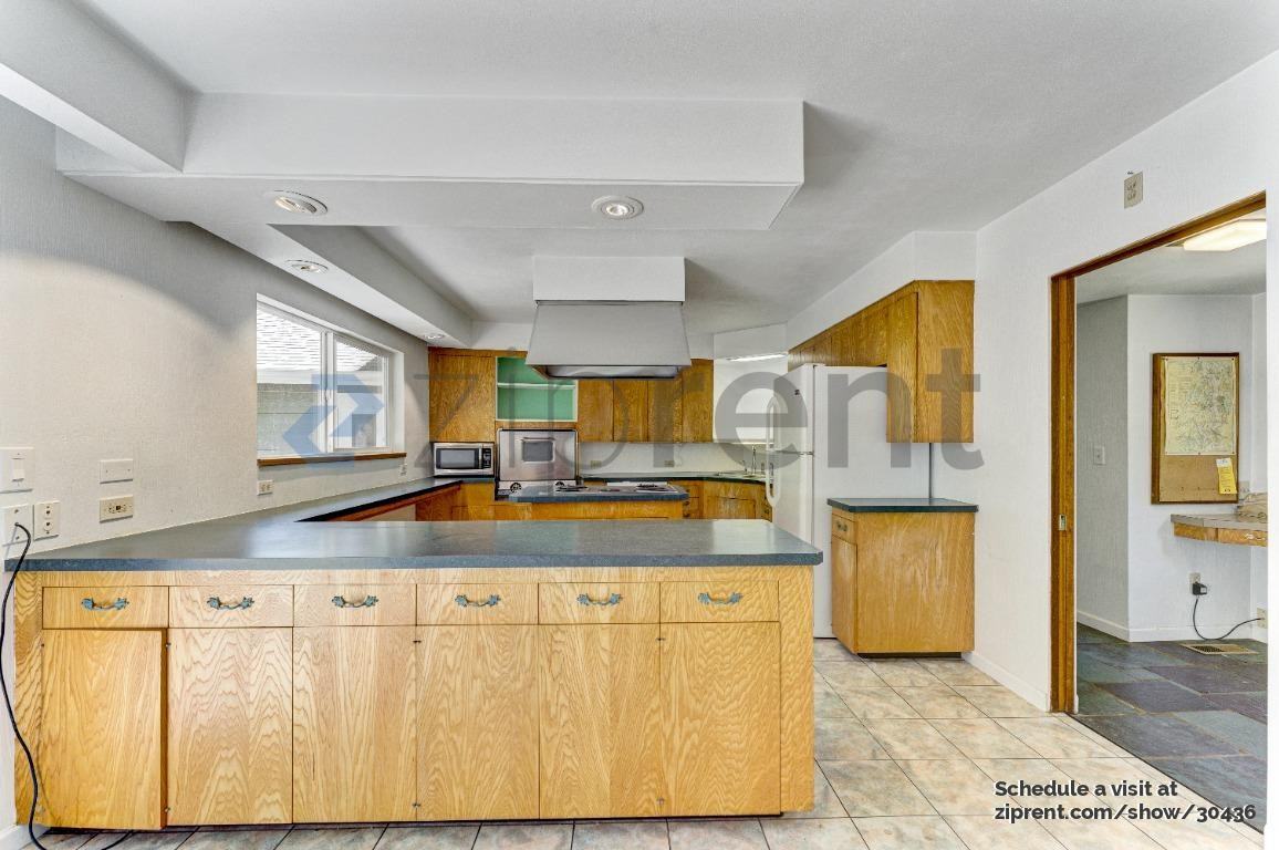 1168 Nw Sunlit Ln - Photo 7 of 44