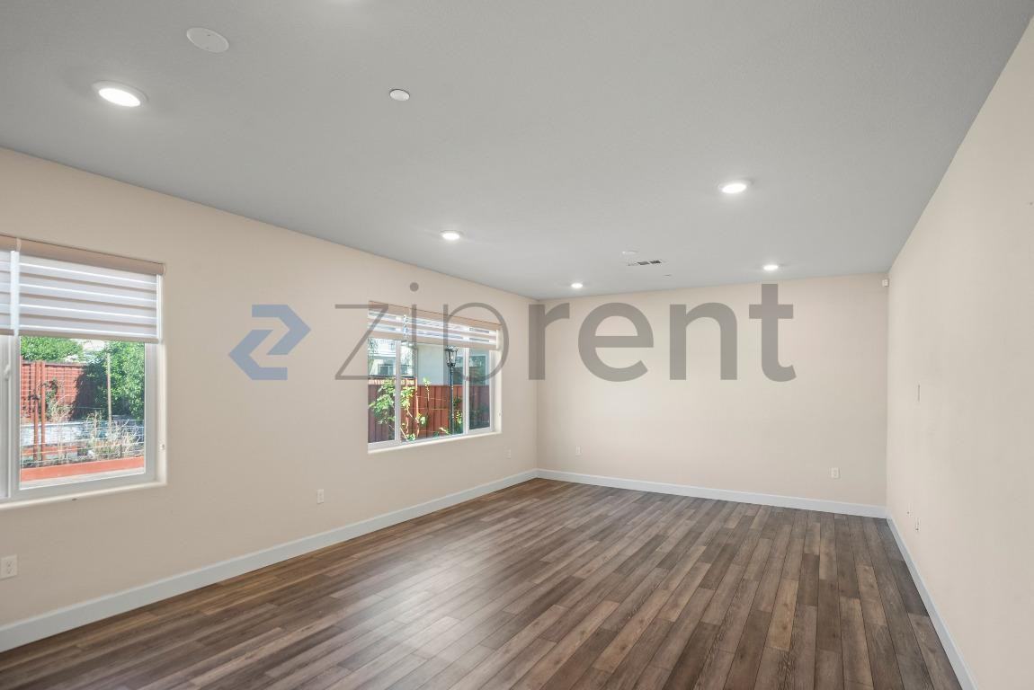 5587 Howell Mountain Ln - Photo 6 of 36